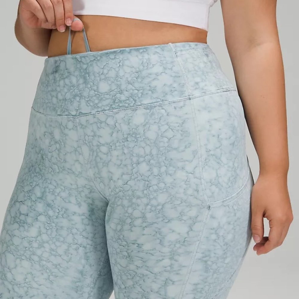 Lululemon Fast and Free High-Rise Tight Intensity White Blue Fog NWT Size 10 - Picture 4 of 5